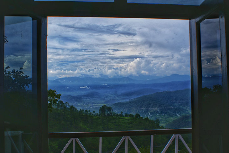 Kausani Pictures of Himalayan Mountain Range