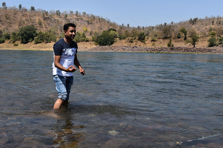 Hold Point during Boat Riding Omkareshwar Island